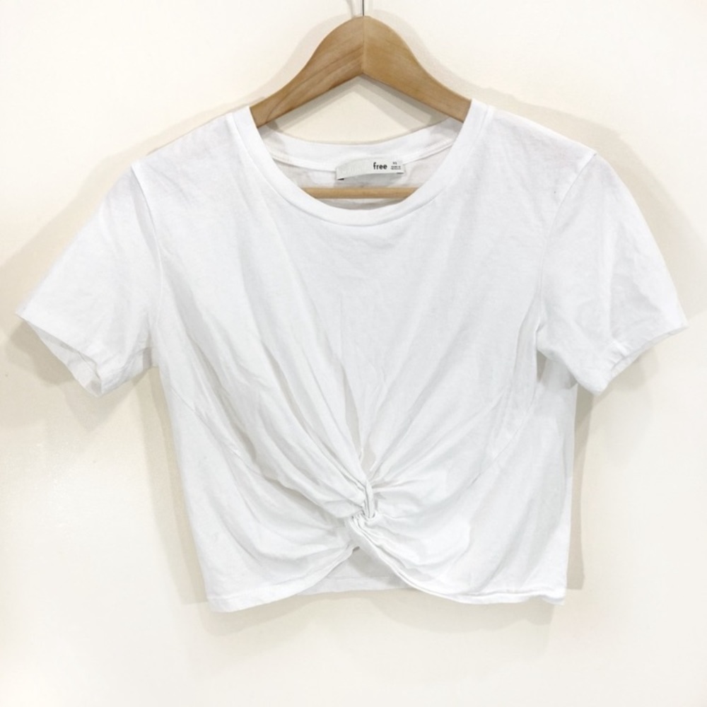 Aritzia Wilfred free White knotted Crop Top